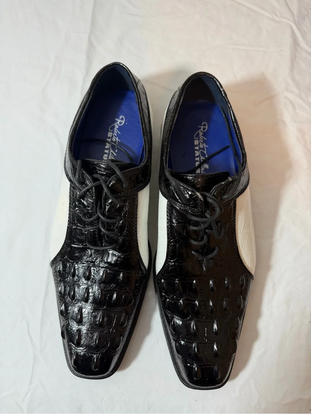 Men's Black and White Croc-Embossed Lace-Up Dress Oxfords
